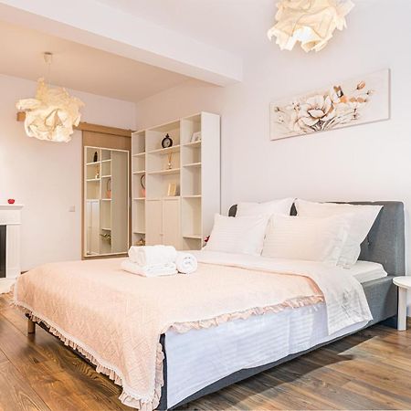 Alessia Home Studio Brasov Ngoại thất bức ảnh
